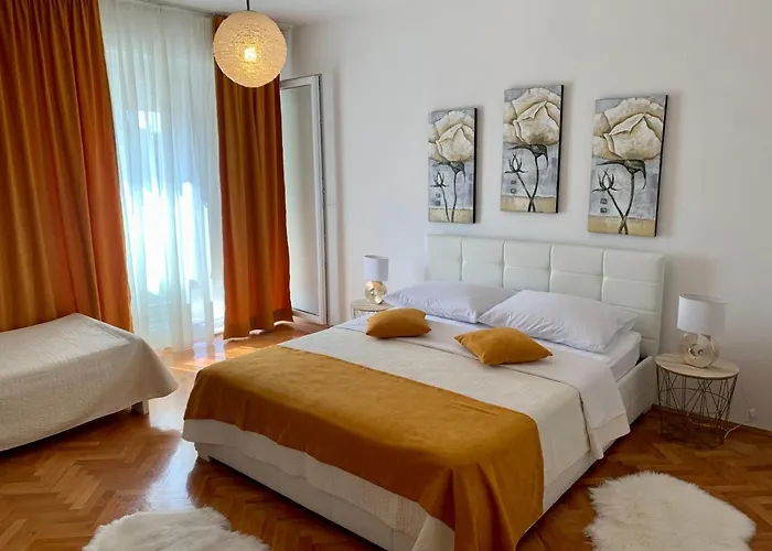 Roman Forum Apartments
